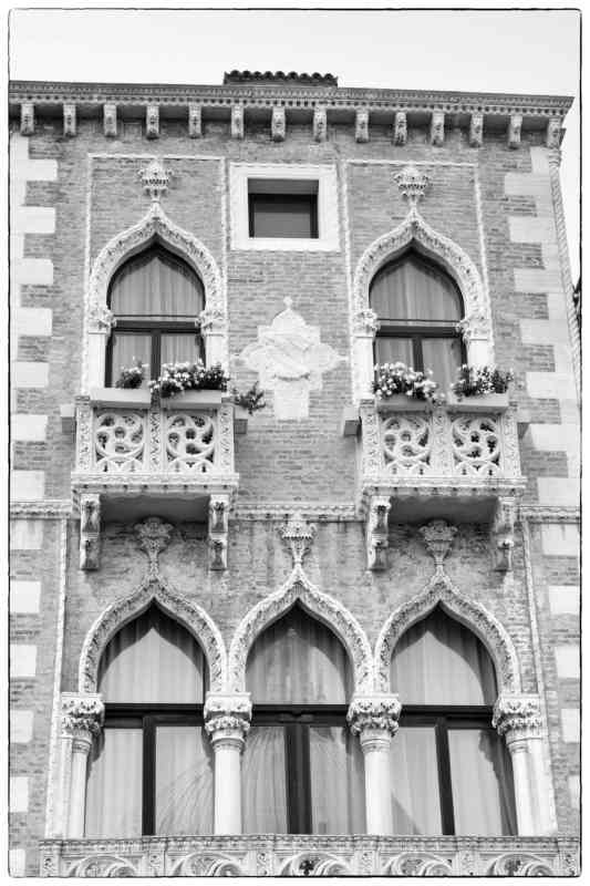 Corner family palace